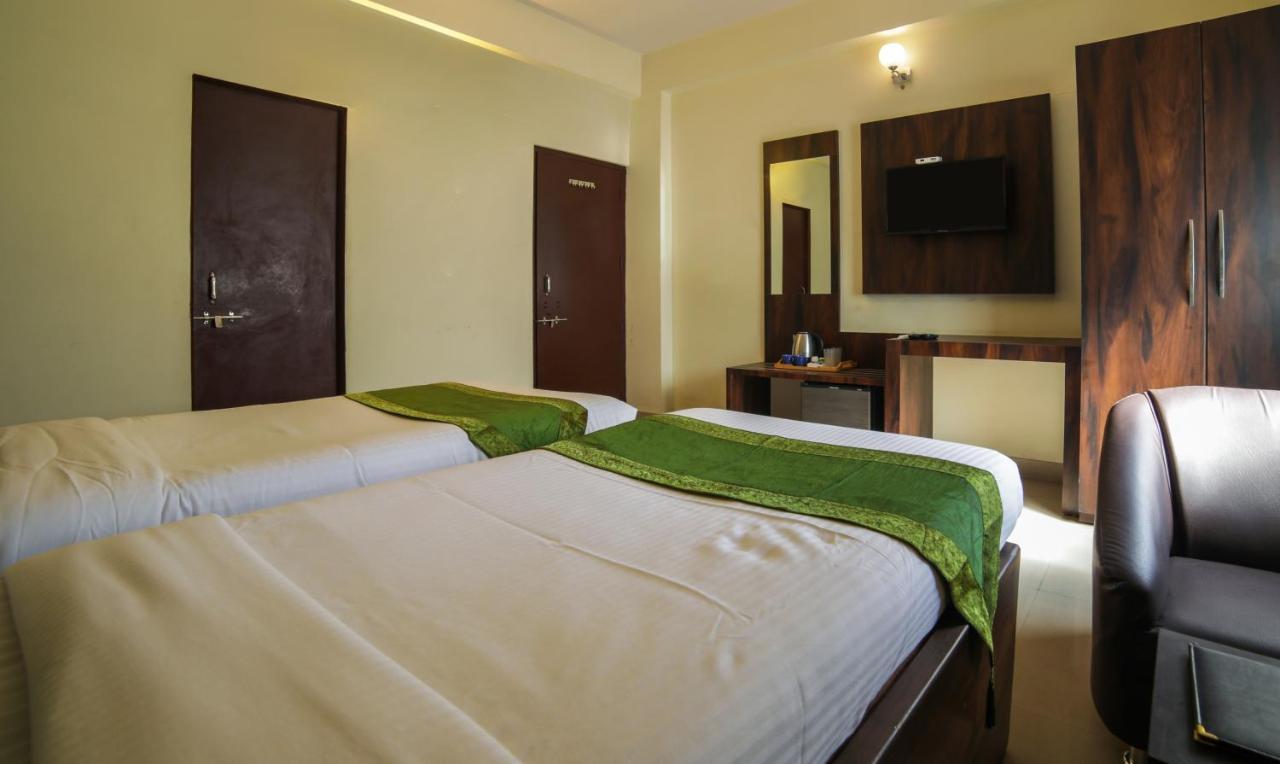 Treebo Ivory House Hotel Nagpur Exterior photo